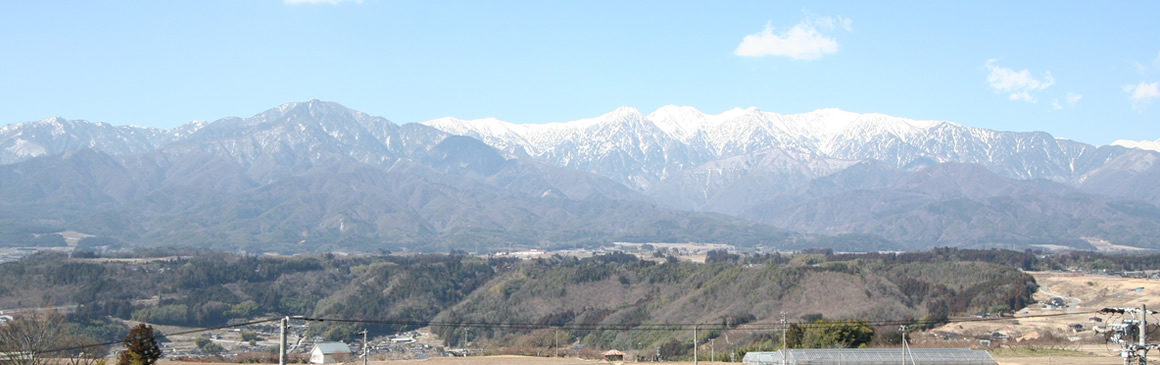 中央アルプスを望む
